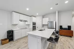 21709 Osage Ln, Lago Vista, TX 78645 - Photo 12