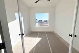 287 San Saba Dr, Buda, TX 78610 - Photo 4