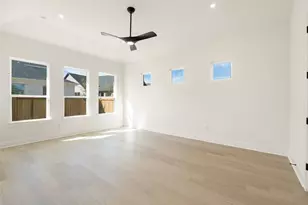 287 San Saba Dr, Buda, TX 78610 - Photo 14