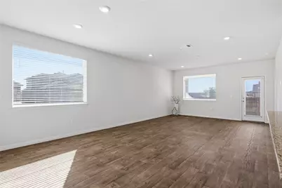 801 Cade Cove, Georgetown, TX 78626 - Photo 4