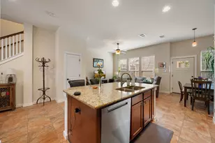 2237 Zach Scott St, Austin, TX 78723 - Photo 10