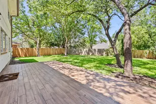 3811 Standfield Ct, Austin, TX 78732 - Photo 18
