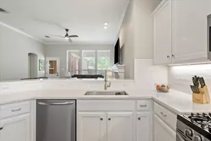 113 Village Park Dr, Georgetown, TX 78633 - Photo 10