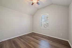 717 N Emory Cove, Hutto, TX 78634 - Photo 14