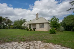 220 Mallet Ct, Austin, TX 78737 - Photo 22
