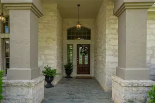 220 Mallet Ct, Austin, TX 78737 - Photo 2