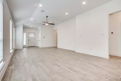 11301 Lago De Garda Drive, Austin, TX 78747 - Photo 6