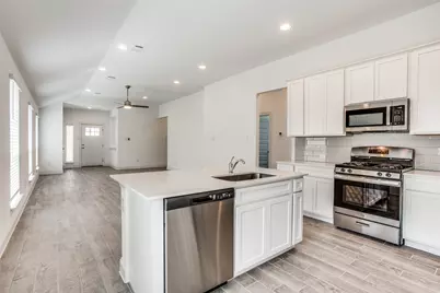 11301 Lago De Garda Drive, Austin, TX 78747 - Photo 12