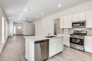 11301 Lago de Garda Dr, Austin, TX 78747 - Photo 12