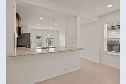 284 Feathers Street, Jarrell, TX 76537 - Photo 8