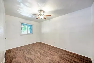 2401 Manor Road #104, Austin, TX 78722 - Photo 16
