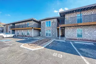 2401 Manor Rd, Austin, TX 78722 - Photo 2