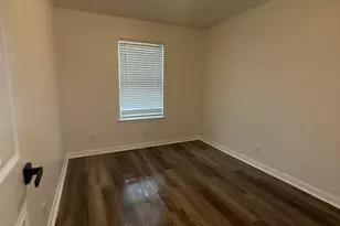 5807 Teri Rd, Austin, TX 78744 - Photo 12