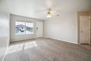 319 Cedar Ridge Dr, Nolanville, TX 76559 - Photo 4