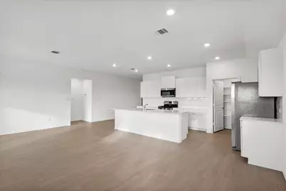 212 Seven Seas Drive, Kyle, TX 78640 - Photo 8