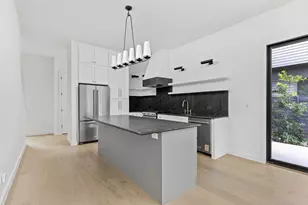 501 E 50th St, Austin, TX 78751 - Photo 8