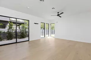 501 E 50th St, Austin, TX 78751 - Photo 8