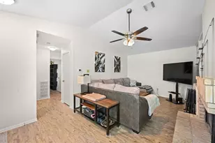 11728 Norwegian Wood Dr, Austin, TX 78758 - Photo 4