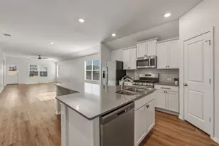 405 Doherty St, Kyle, TX 78640 - Photo 10