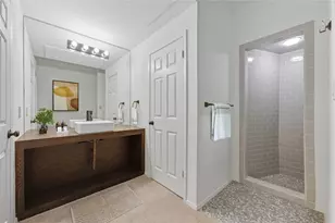 1 Crystal Springs Ct, The Hills, TX 78738 - Photo 12