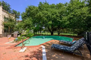 1 Crystal Springs Ct, The Hills, TX 78738 - Photo 32