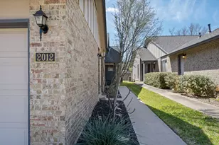 2012 Verbena Dr, Austin, TX 78750 - Photo 2