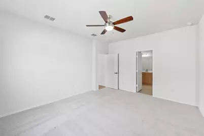 8000 Tranquil Glade Trail, Austin, TX 78744 - Photo 18