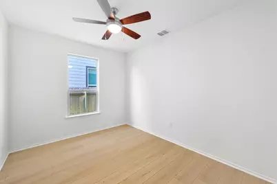 8000 Tranquil Glade Trail, Austin, TX 78744 - Photo 22