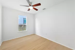 8000 Tranquil Glade Trl, Austin, TX 78744 - Photo 22