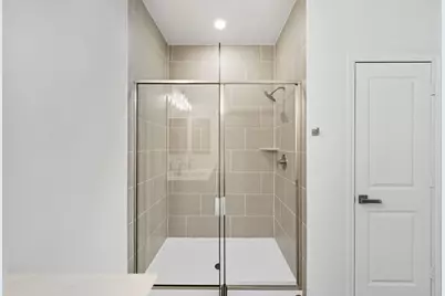 8000 Tranquil Glade Trail, Austin, TX 78744 - Photo 20