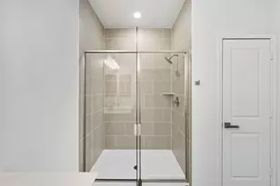 8000 Tranquil Glade Trl, Austin, TX 78744 - Photo 20