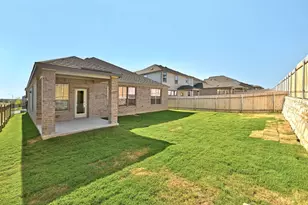 8000 Tranquil Glade Trl, Austin, TX 78744 - Photo 28