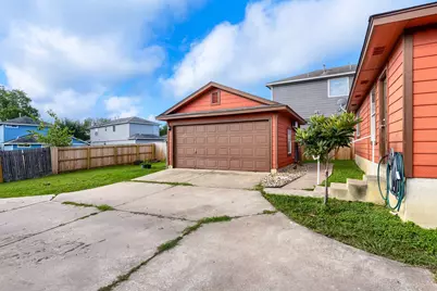 11401 Briarcreek Loop, Manor, TX 78653 - Photo 20