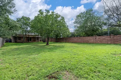 7172 Ridge Oak Road, Austin, TX 78749 - Photo 12