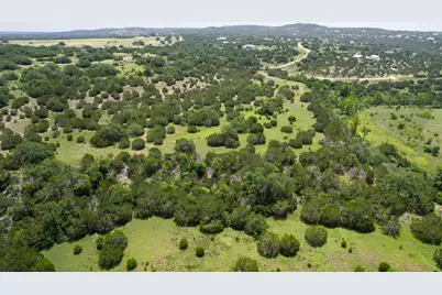 831 Hidden Creek Drive, Dripping Springs, TX 78620 - Photo 14
