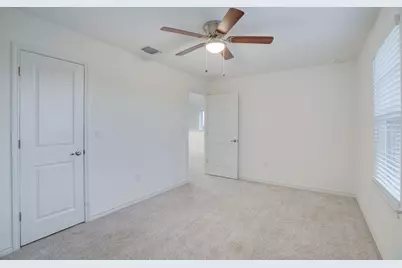 9015 Looksee Lane, Austin, TX 78744 - Photo 8