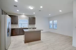 9015 Looksee Ln, Austin, TX 78744 - Photo 4