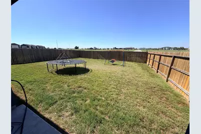 1823 Windsor Boulevard, Lockhart, TX 78644 - Photo 8