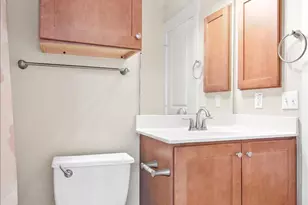 1601 Miriam Ave, Austin, TX 78702 - Photo 12