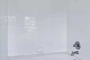 1601 Miriam Ave, Austin, TX 78702 - Photo 20