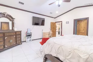 319 Lonesome Dove Dr, Cedar Creek, TX 78612 - Photo 16