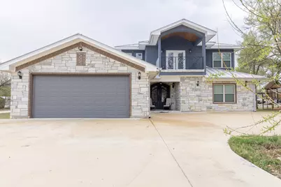 319 Lonesome Dove Drive, Cedar Creek, TX 78612 - Photo 2