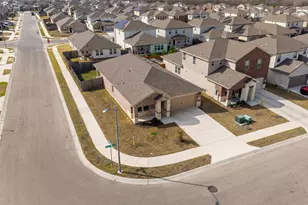 1003 Round Bale Rd, Hutto, TX 78634 - Photo 1