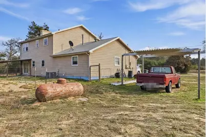 1471 County Road A, Lexington, TX 78947 - Photo 22