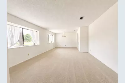 10512 Timbercrest Lane, Austin, TX 78750 - Photo 10