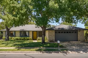 10512 Timbercrest Ln, Austin, TX 78750 - Photo 2