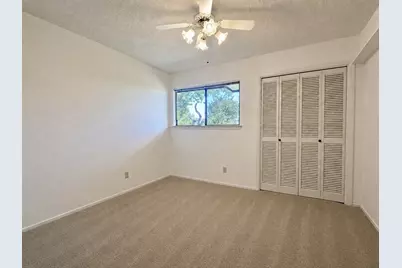 10512 Timbercrest Lane, Austin, TX 78750 - Photo 12