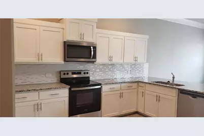 100 Everett Court #B, Jarrell, TX 76537 - Photo 2