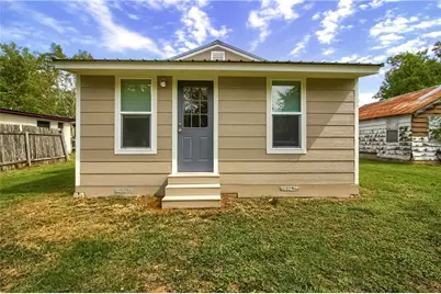 108 Irene Street, Elgin, TX 78621 - Photo 22