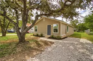 108 Irene St, Elgin, TX 78621 - Photo 20